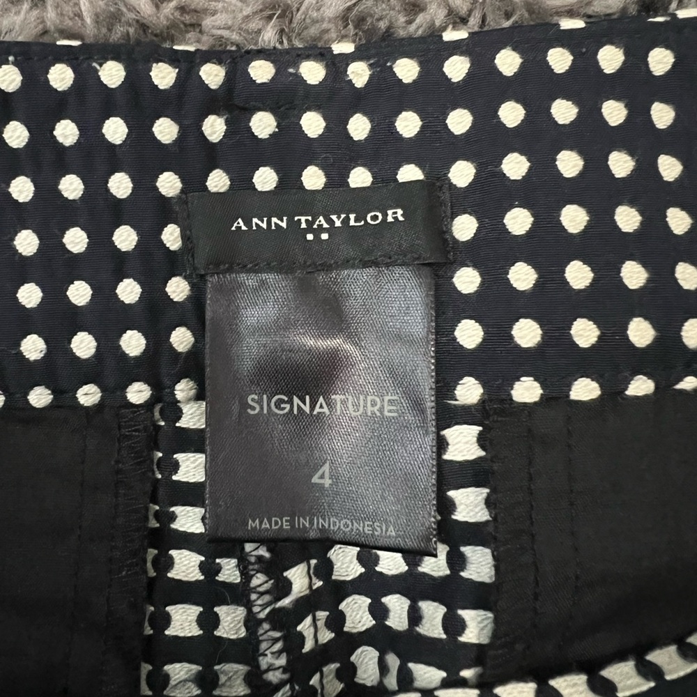 Anne Taylor Black and White Polka Dot shorts size 4 - Picture 5 of 8